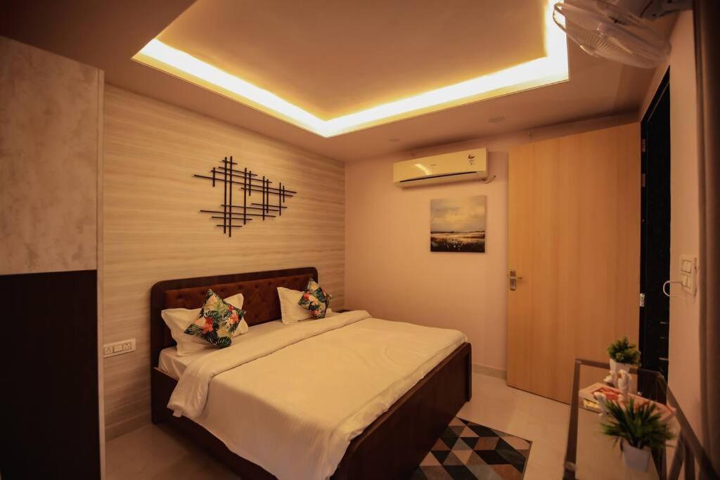 Saiba Outhouse- 4 Bed Room- Pool- Theatre- Partyhall- Garden & Terrace Sitting Area Jaipur Ngoại thất bức ảnh