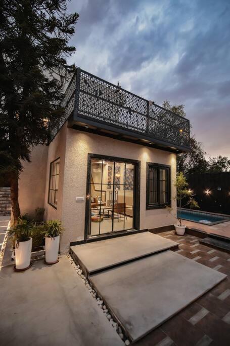 Saiba Outhouse- 4 Bed Room- Pool- Theatre- Partyhall- Garden & Terrace Sitting Area Jaipur Ngoại thất bức ảnh
